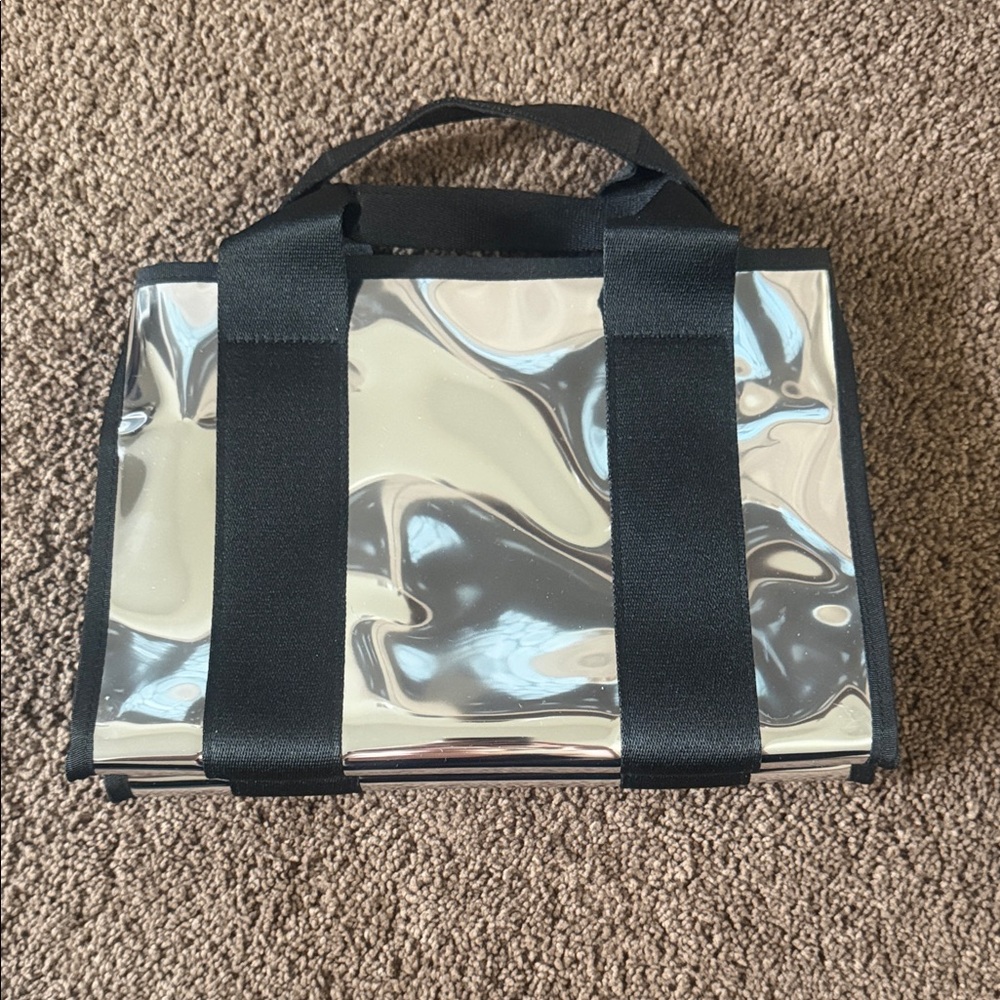CASEMATE SILVER and BLACK TOTE